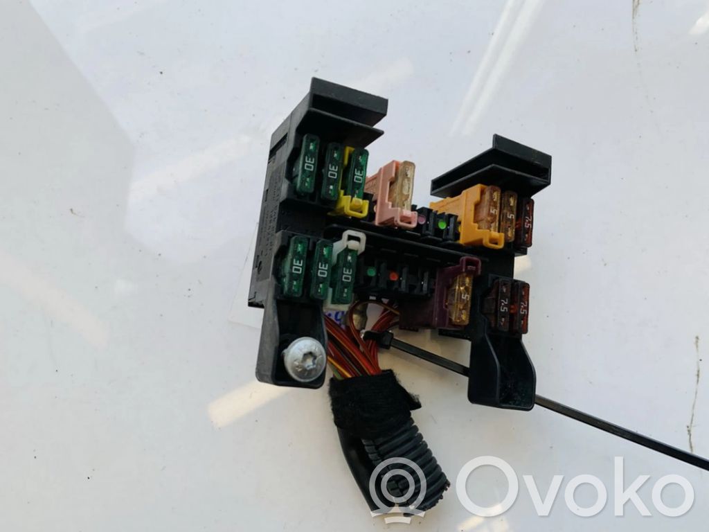 Mercedes-Benz E W211 Set scatola dei fusibili