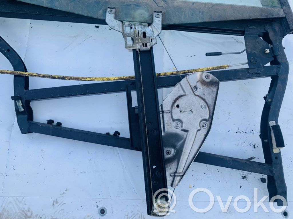 Regulador con motor de la ventanilla de la puerta corredera   4B0839398B,4B0839398B