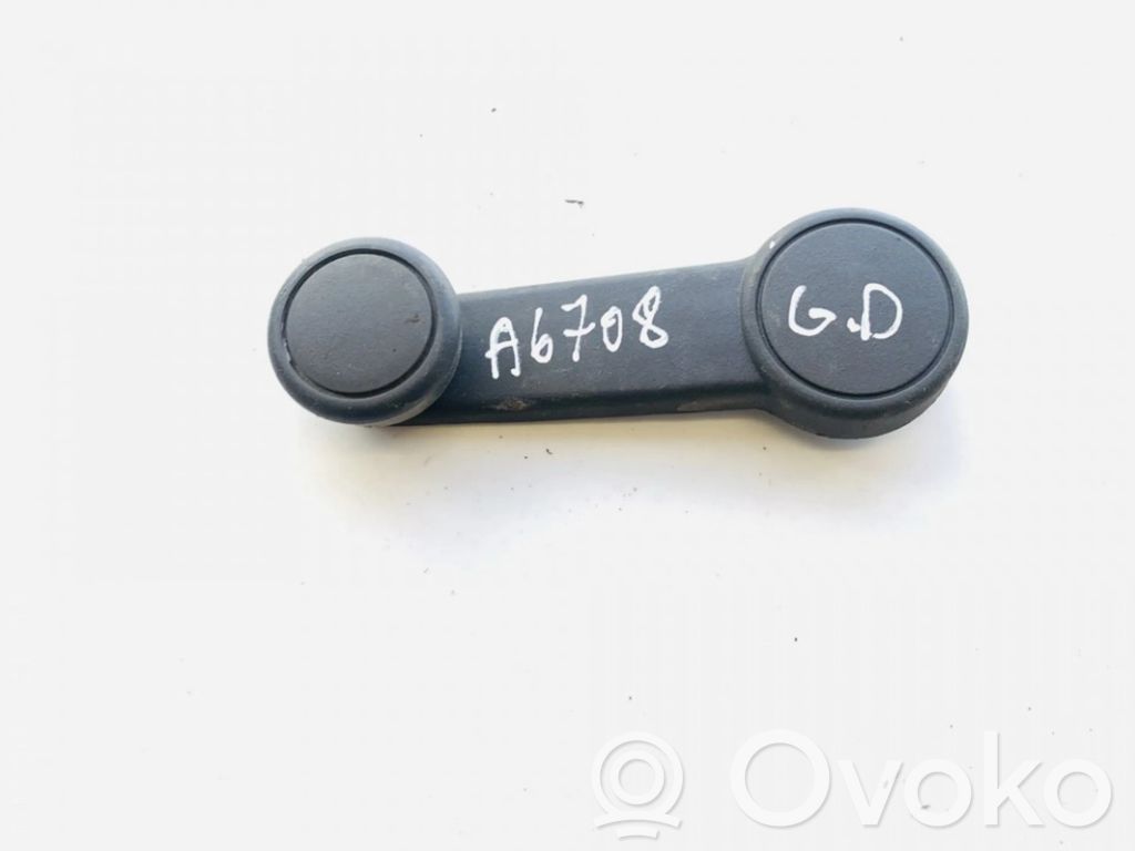Asa de la ventanilla de la puerta delantera   93BBF23342,93BBF23342
