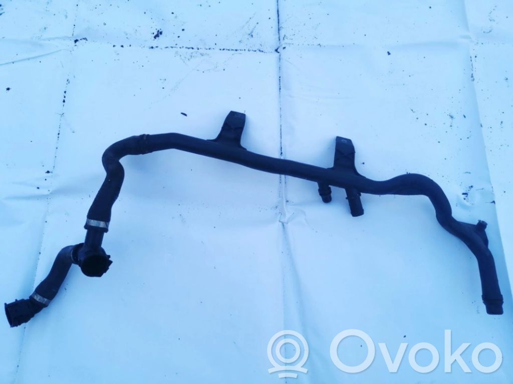 BMW 1 E81 E87 Engine coolant pipe/hose 