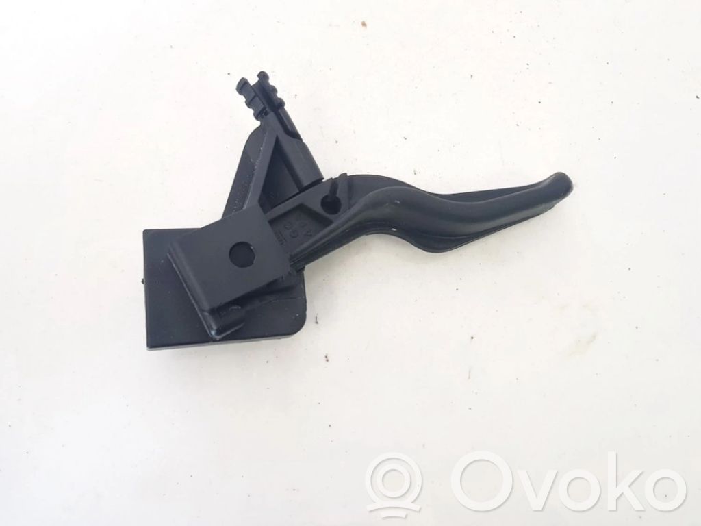 Opel Zafira B Rączka / Uchwyt otwierania pokrywy przedniej / maski silnika 