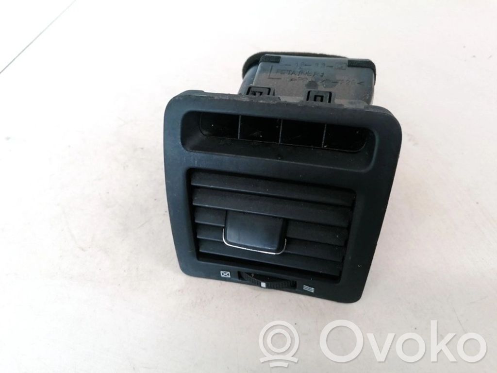 Toyota Avensis Verso Grilă ventilație centrală