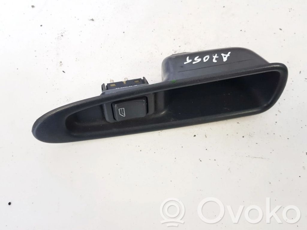 Volvo S40, V40 Interruttore di controllo dell’alzacristalli elettrico 