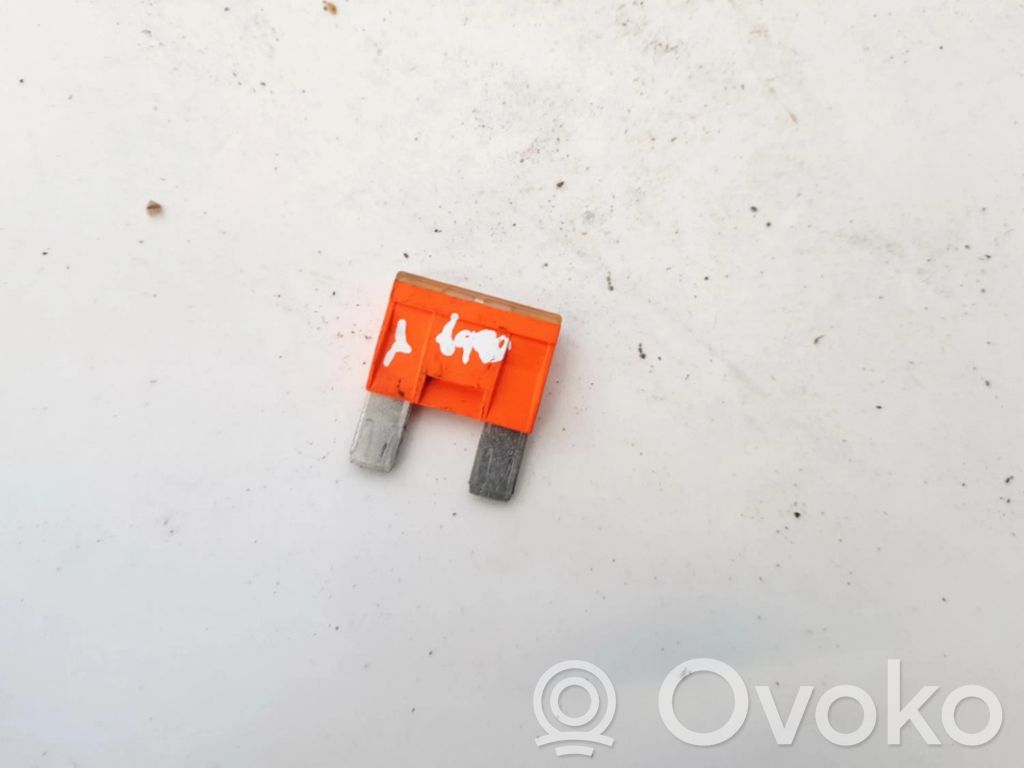 Volkswagen Lupo Bezpiecznik 