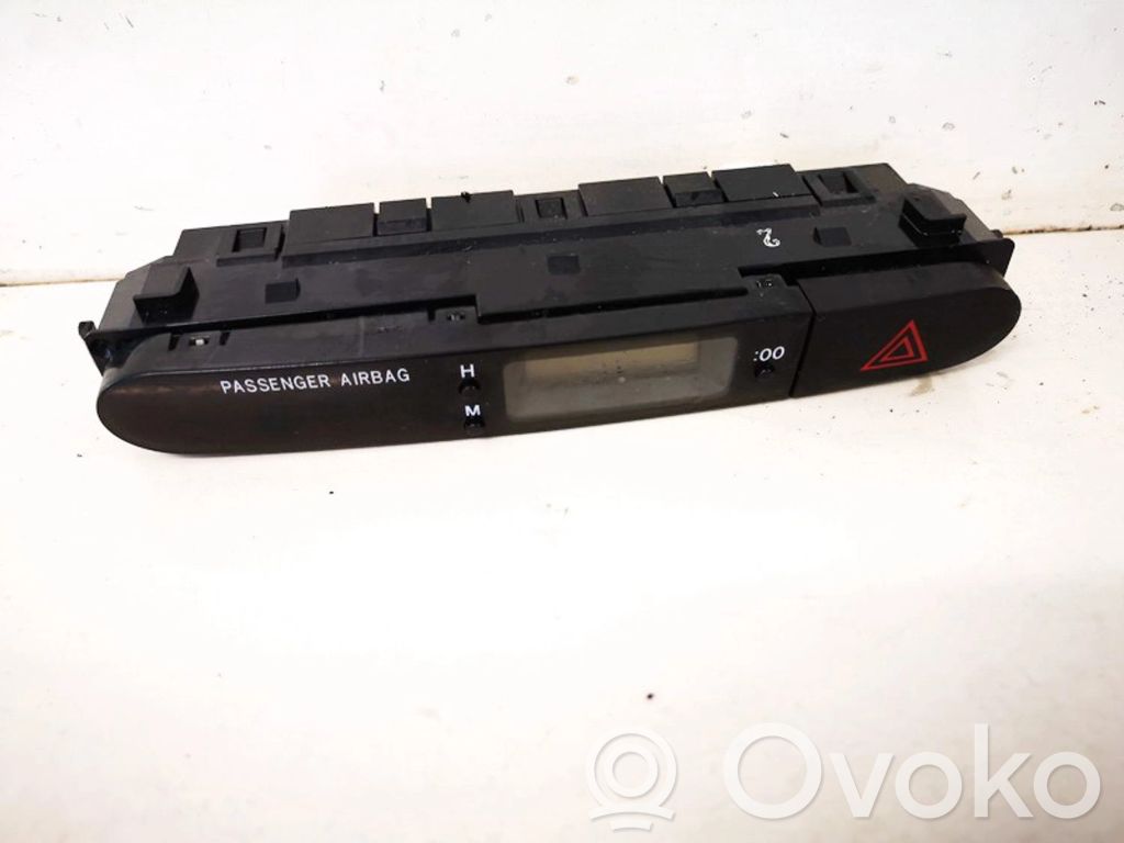 Toyota Urban Cruiser XP110 Monitor / wyświetlacz / ekran