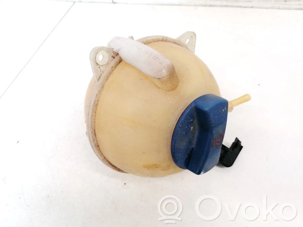 Volkswagen Polo IV 9N3 Serbatoio di compensazione del liquido refrigerante/vaschetta