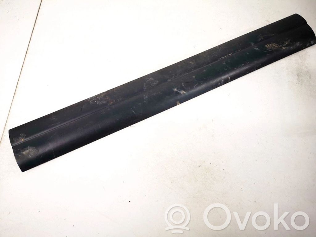 BMW 1 E81 E87 Copertura del rivestimento del sottoporta anteriore 