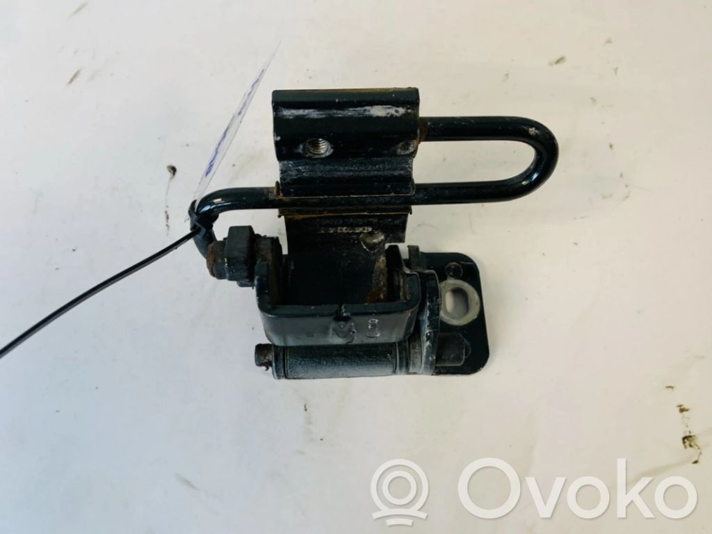 Bisagra inferior de la puerta trasera   4B0833411E,4B0833411E