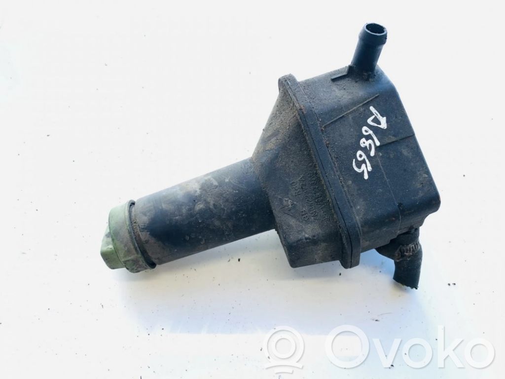 Rezervor lichid servodirecție   7M0422372A,95VW3E773AB,7M0422372A,95VW3E773AB