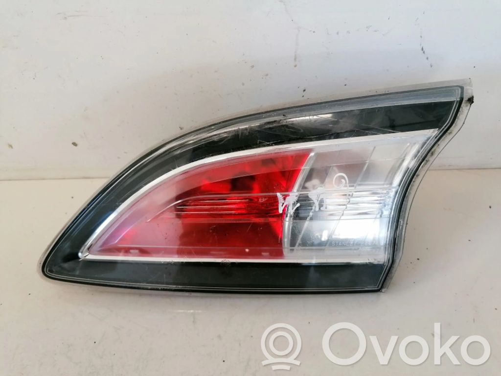Mazda 3 II Lampy tylnej klapy bagażnika
