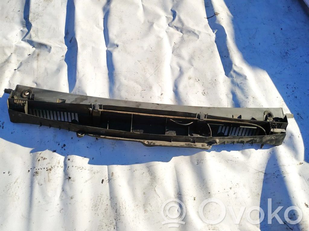 Mercedes-Benz A W168 Apărătoare ștergătoare 