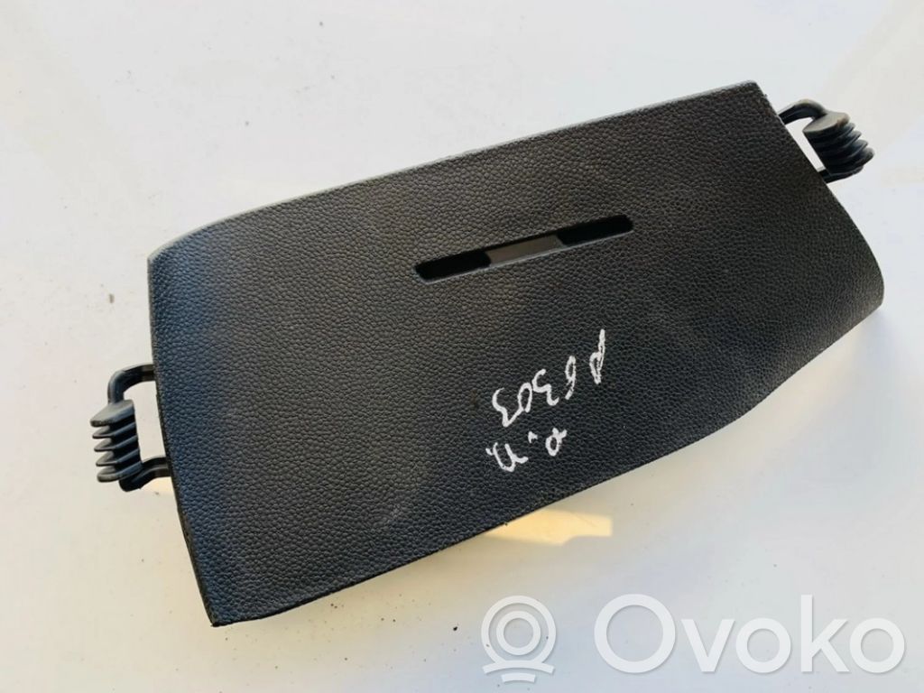 Opel Corsa D Altra parte interiore 