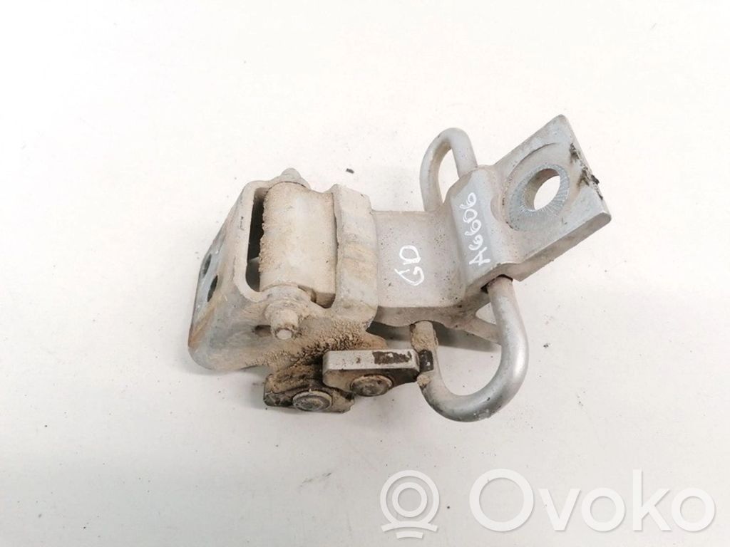 Audi 80 90 B3 Balama inferioară ușă spate 