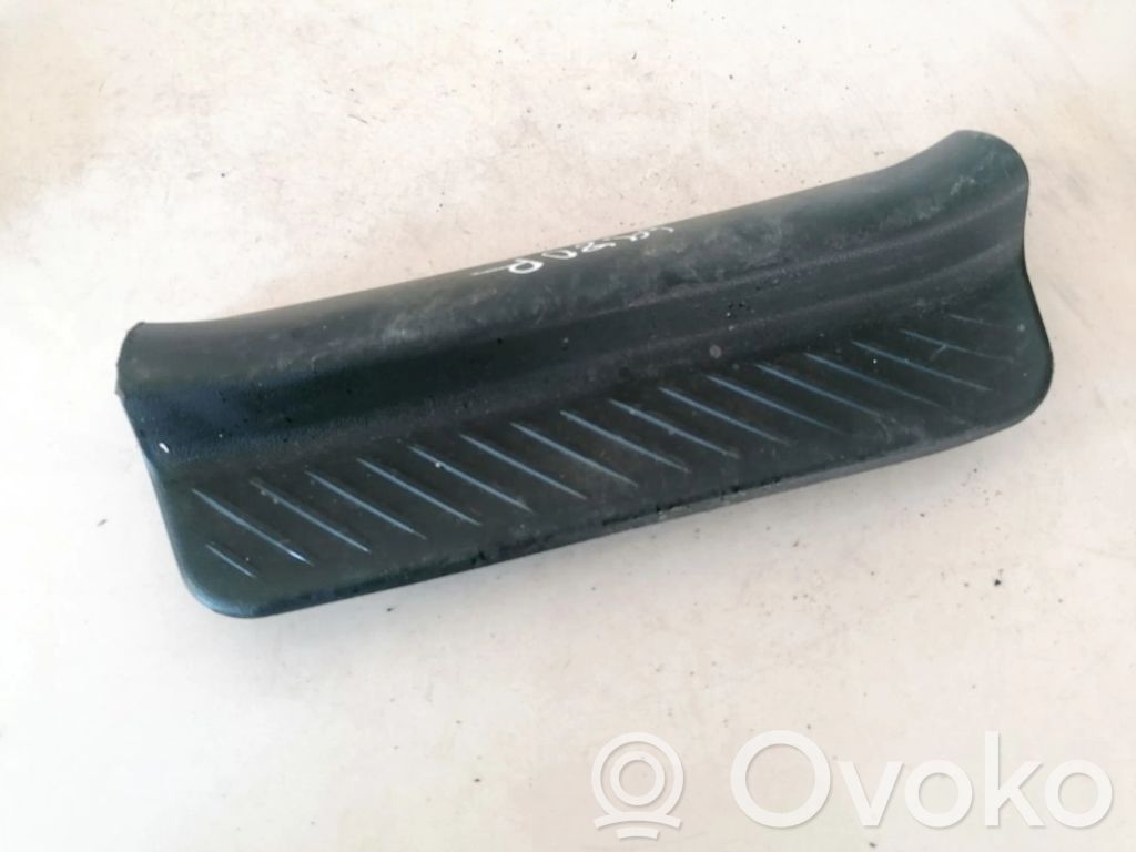 Mazda 3 I Moldura protectora del borde trasero 
