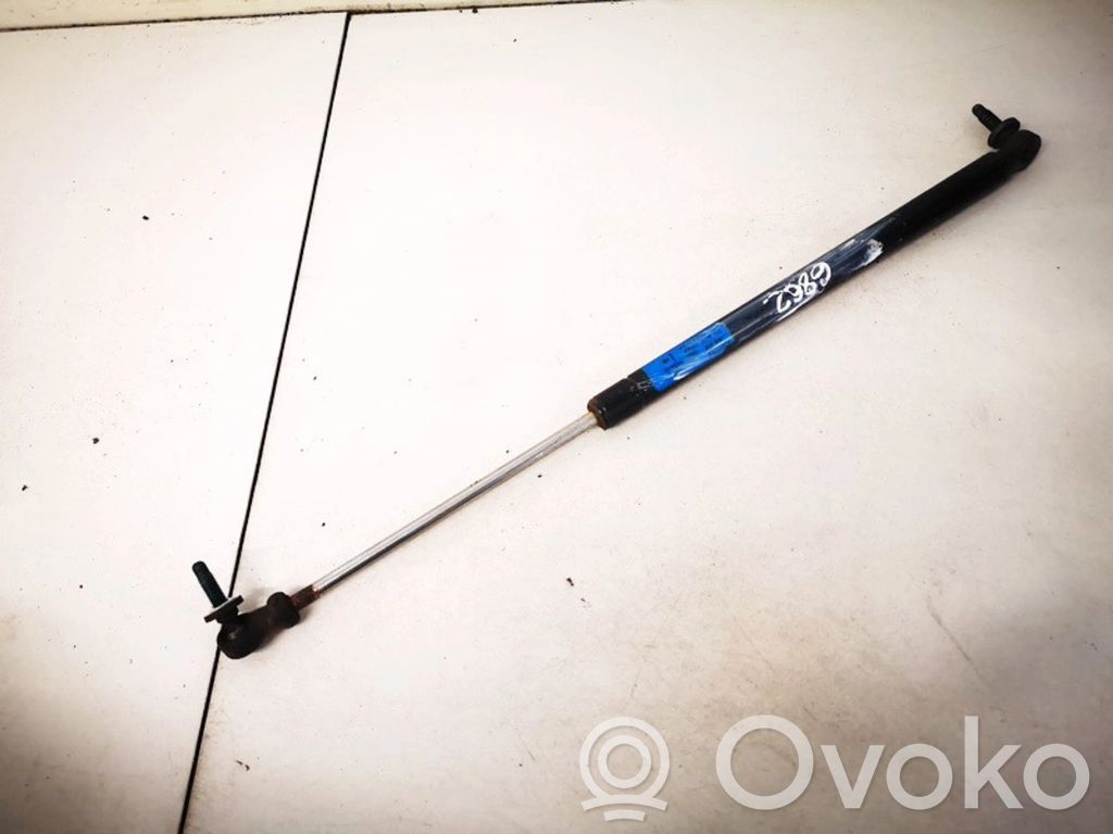 Jeep Grand Cherokee (WK) Tailgate/trunk strut/damper 