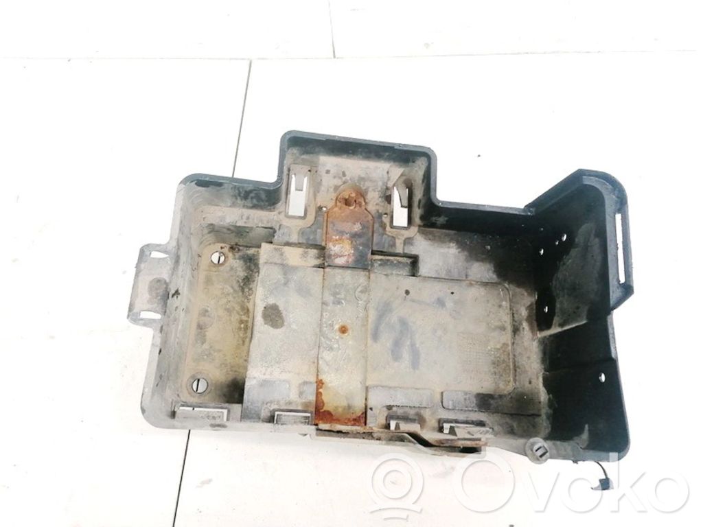 Akkulaatikon alusta   98AB10723BK,98AB10723BK,98AB10723BK,98AB10723BK