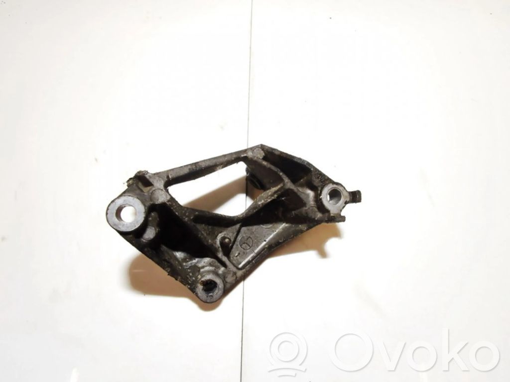 Engine mounting bracket   4356077,4356077