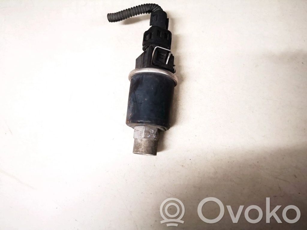 Volkswagen Golf IV Druckschalter Drucksensor Klimaanlage 