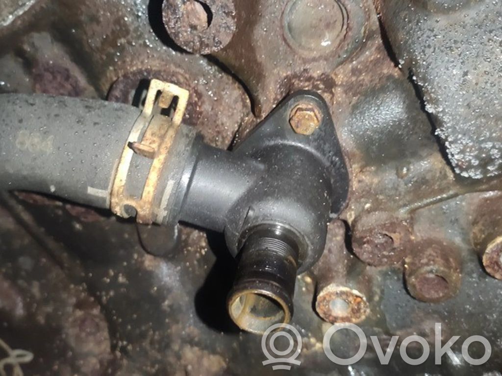 Peugeot 307 Tubo flessibile del liquido di raffreddamento del motore