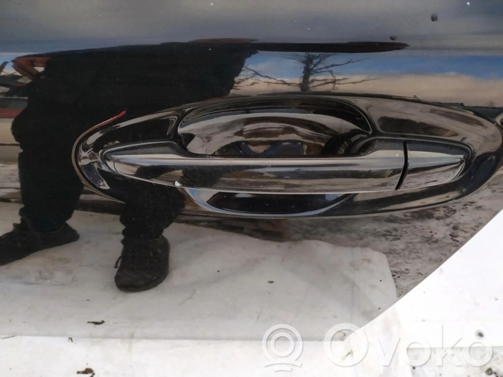 Subaru Outback Manecilla externa puerta delantera 