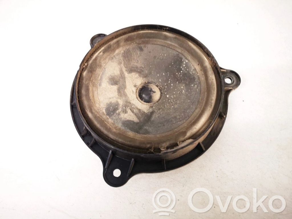 Nissan Almera Tino Difuzor ușă față