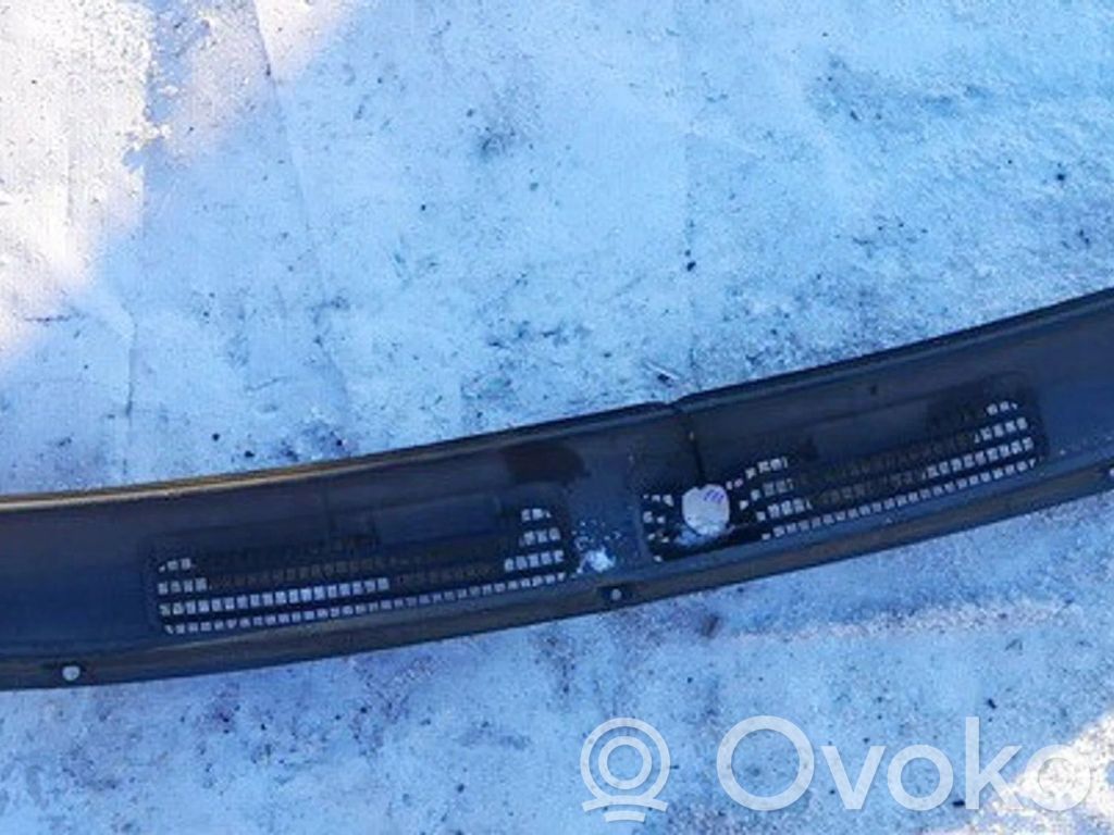 Volvo S40, V40 Rivestimento del tergicristallo