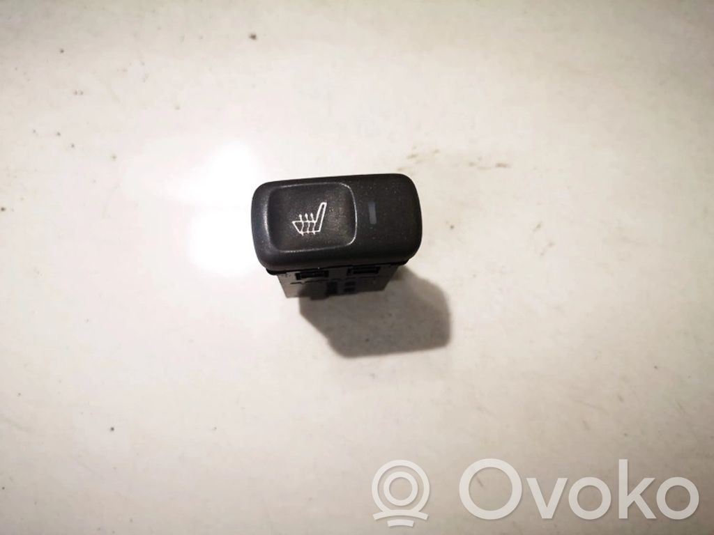 Volvo S40, V40 Interruptor de calefacción del asiento 