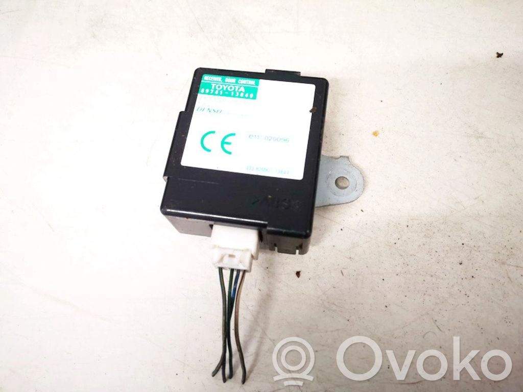 Toyota Corolla Verso E121 Unitate/modul comandă uși 