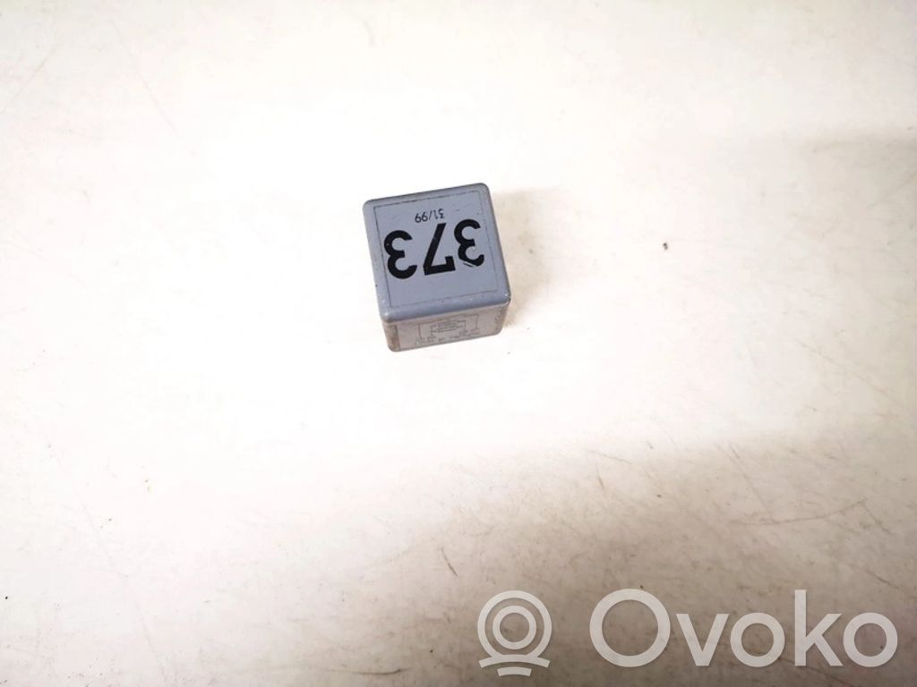 Autres relais   8D0951253A,V23134B52X301,8D0951253A,V23134B52X301
