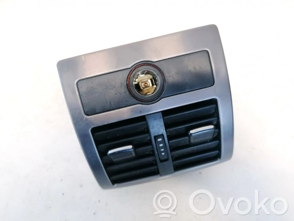 Grilă ventilație centrală   4B0819203,4B0819203