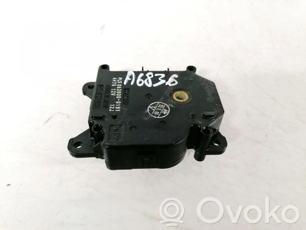 Toyota RAV 4 (XA30) Motor/actuator clapetă aer 