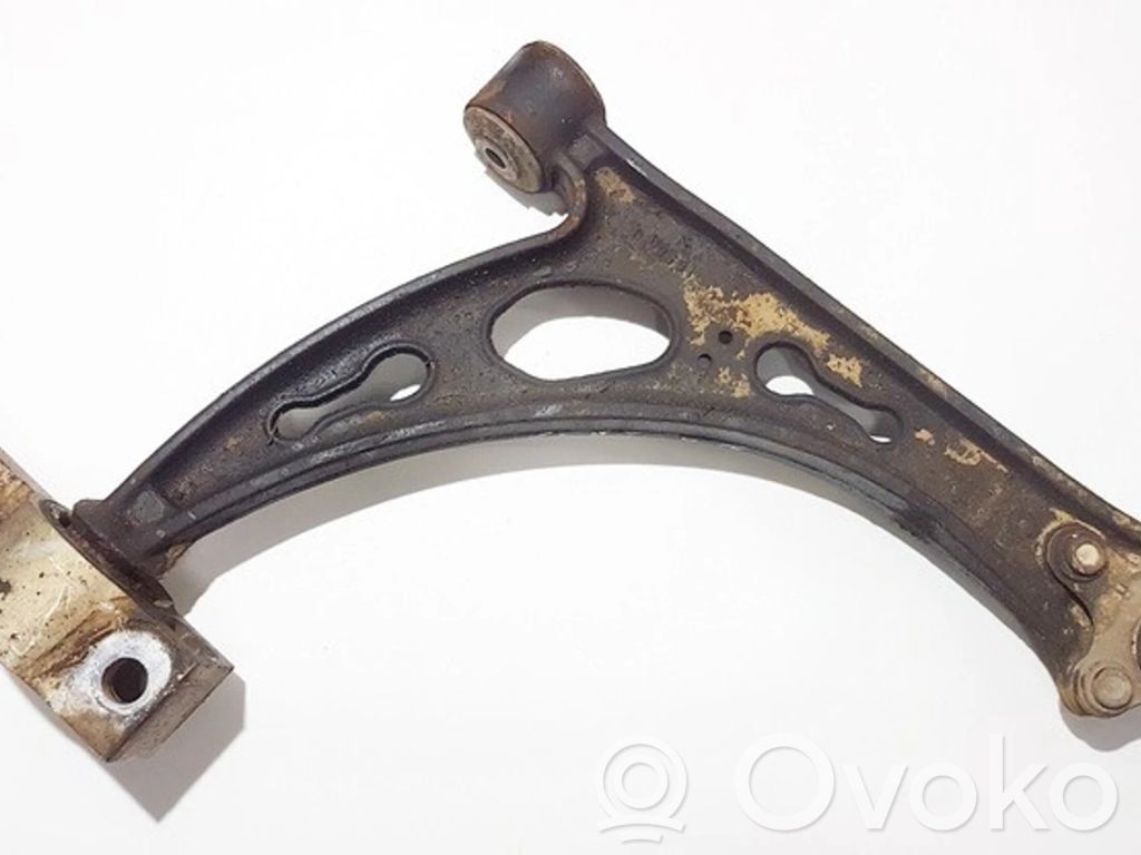 Volkswagen Touran I Braccio di controllo sospensione anteriore inferiore/braccio oscillante