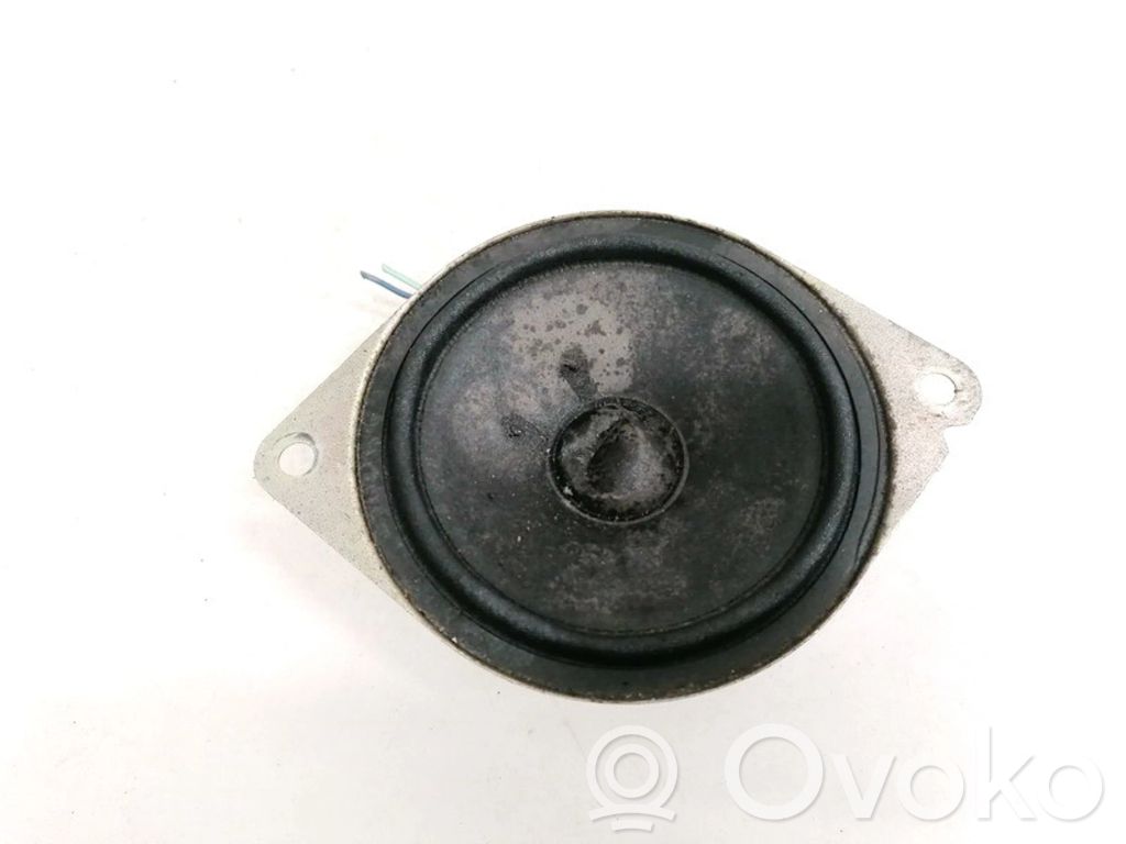 Toyota Yaris Głośnik drzwi przednich 