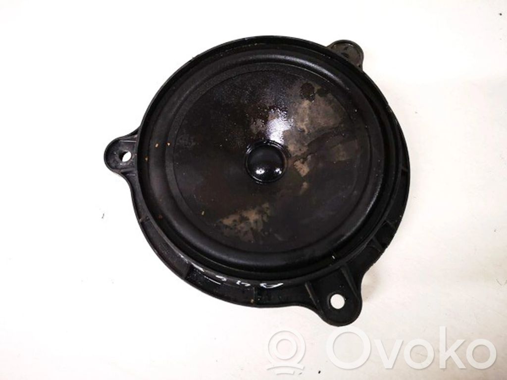 Nissan Almera N16 Altoparlante portiera anteriore