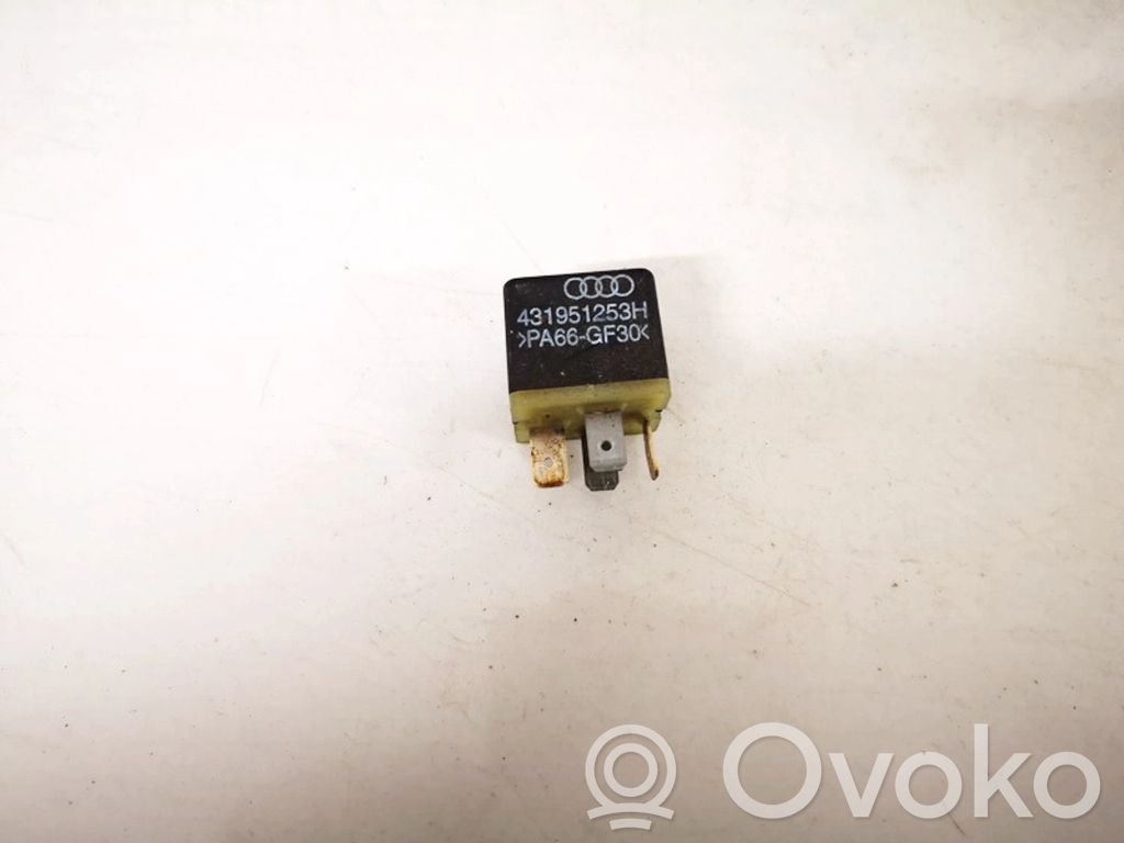 Audi A4 S4 B5 8D Alte relee 