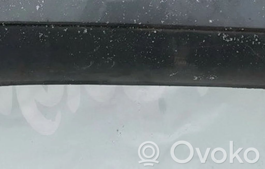 Volvo V50 Borde del parachoques delantero 