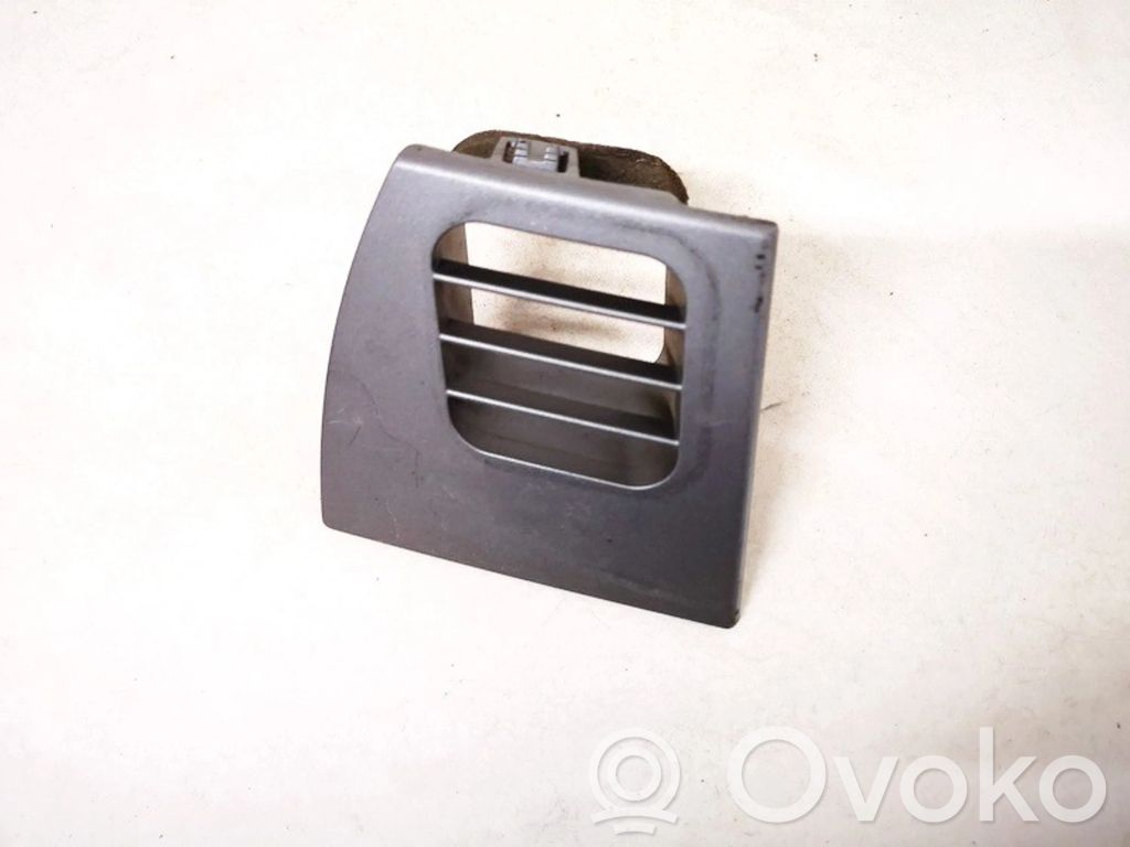 Rejilla de ventilación central del panel   64227007147,64227007147