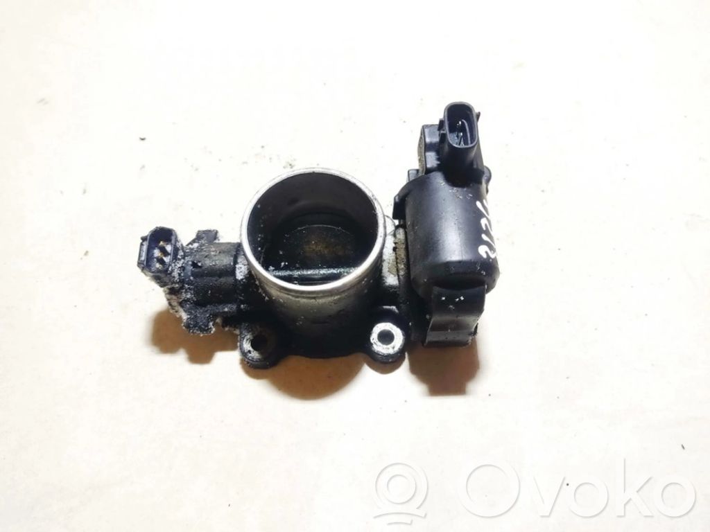 Toyota Avensis T250 Valvola a farfalla
