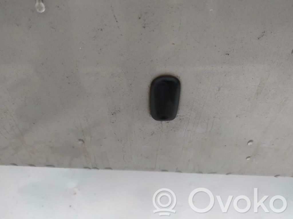 Ford Mondeo MK II Buse de lave-glace