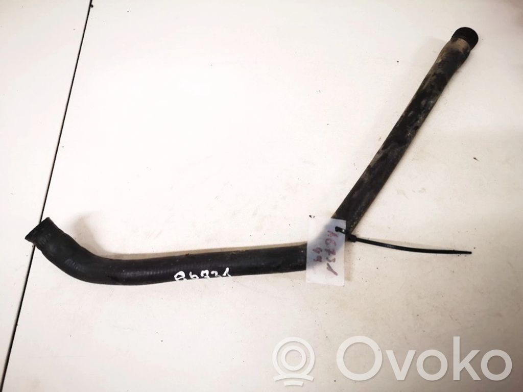 Conductă/furtun lichid de răcire motor   8A0121109E,8A0121109E
