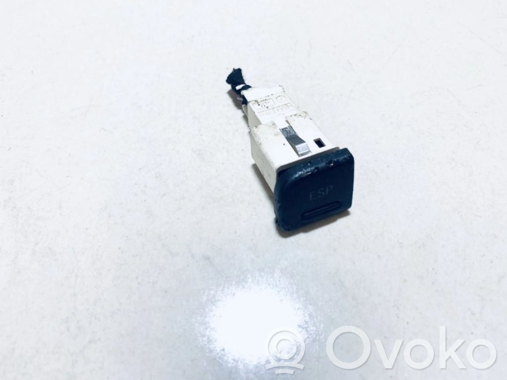 Bouton interrupteur programme de stabilité ESP   8E1927134A,8E1927134A