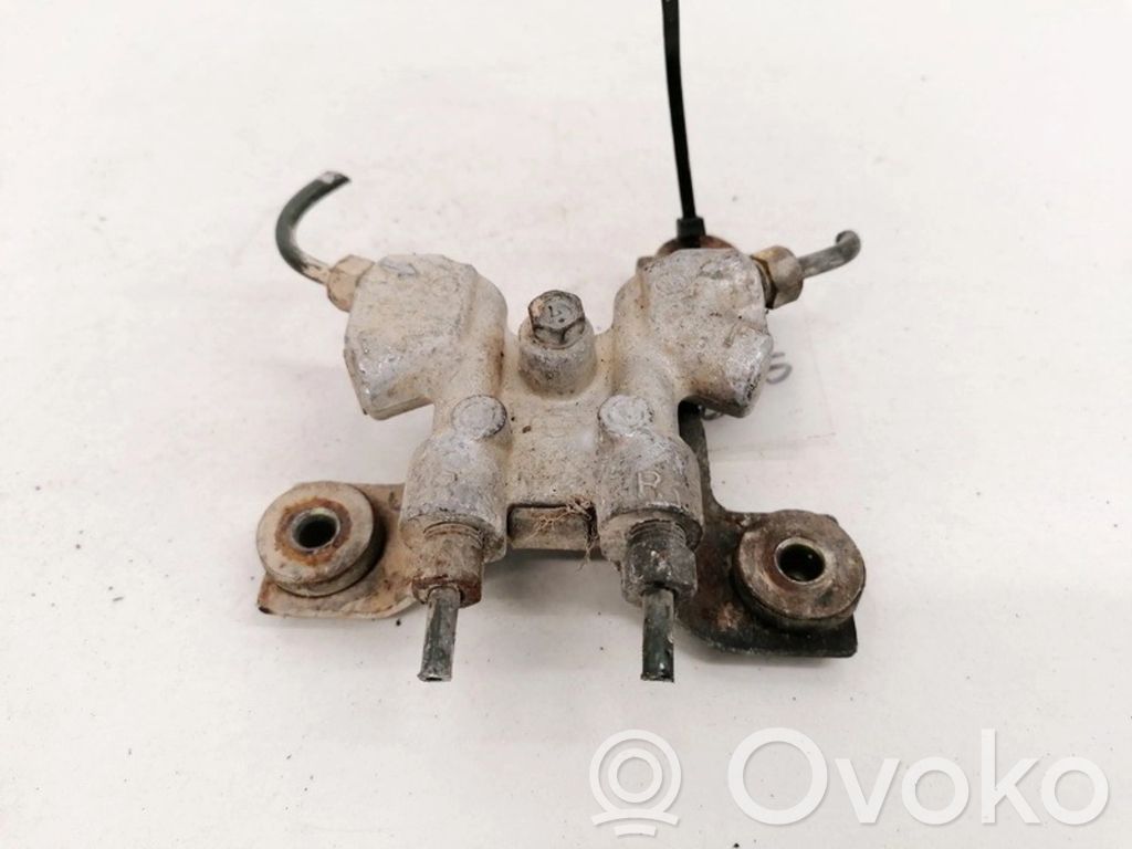 Nissan Primera Air suspension compressor 