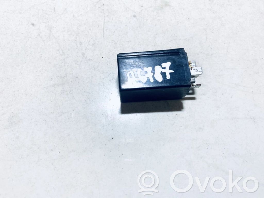 Otros relés   4A0907413B,5DA007487,4A0907413B,5DA007487