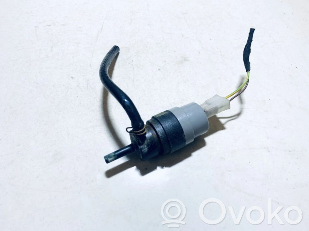 Audi A6 S6 C4 4A Pompa lavavetri parabrezza/vetro frontale
