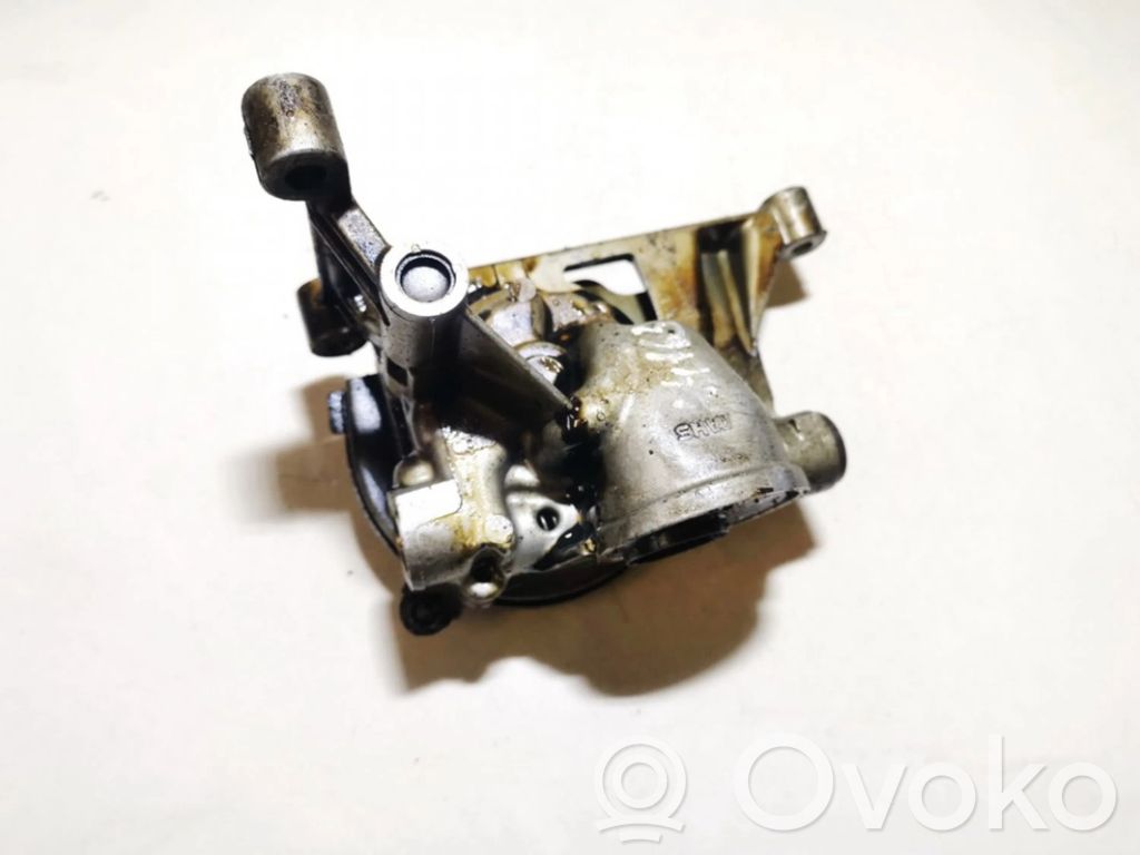 Audi A4 S4 B5 8D Bomba de aceite 