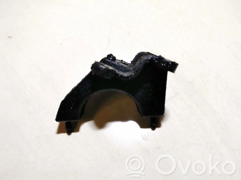 Ford Mondeo MK IV Engine mounting bracket 