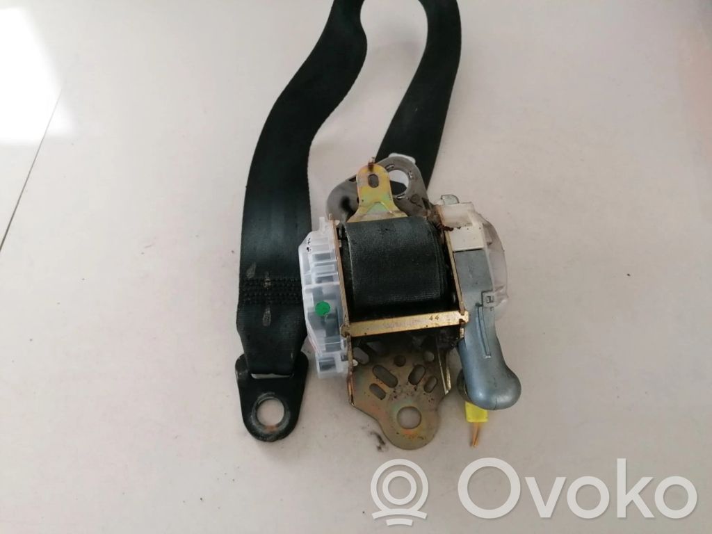 Nissan Micra Front seatbelt 