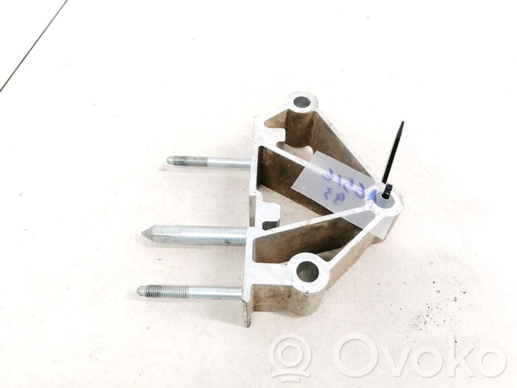 Volkswagen Golf Plus Suport motor 