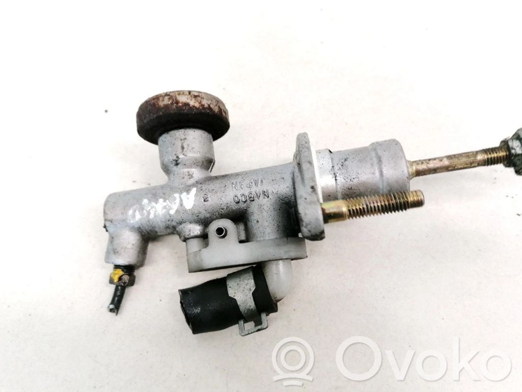 Nissan Almera Tino Główny cylinder hamulca