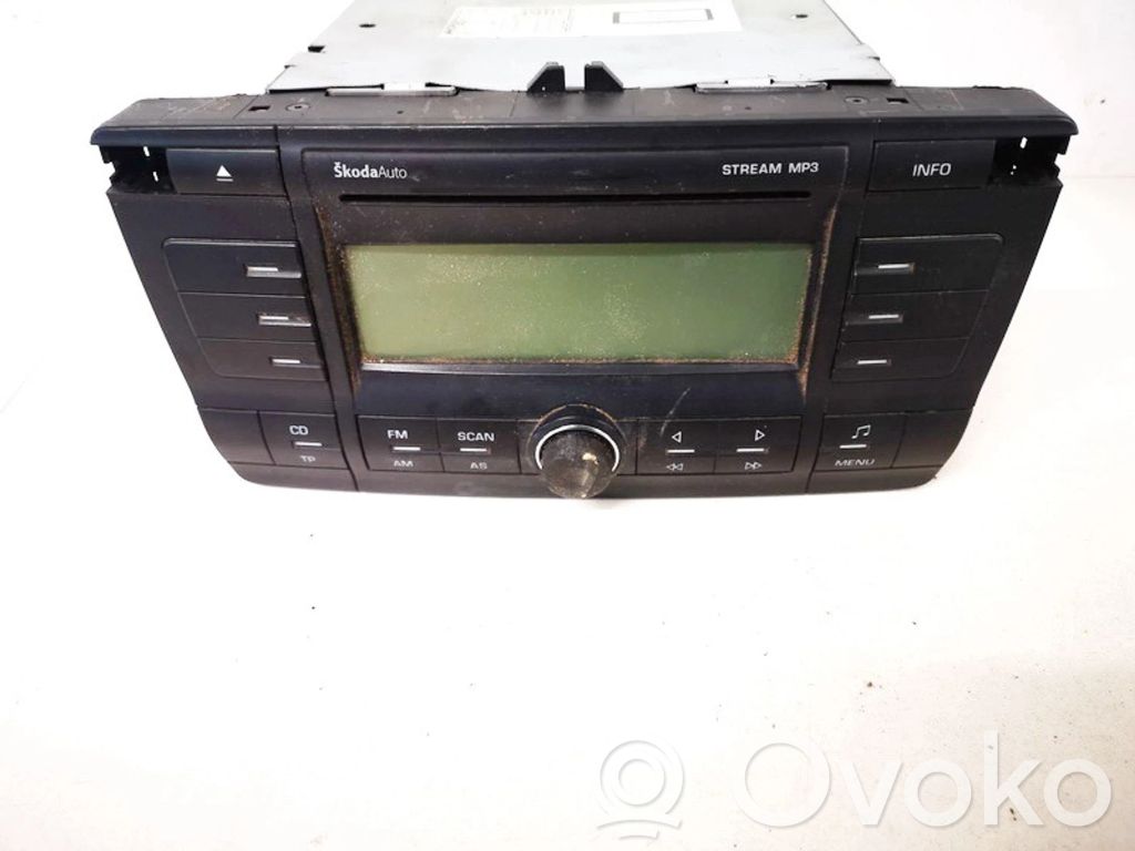 Skoda Octavia Mk2 (1Z) Unità principale autoradio/CD/DVD/GPS